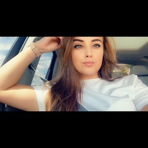 Meet your Posher, Francesca